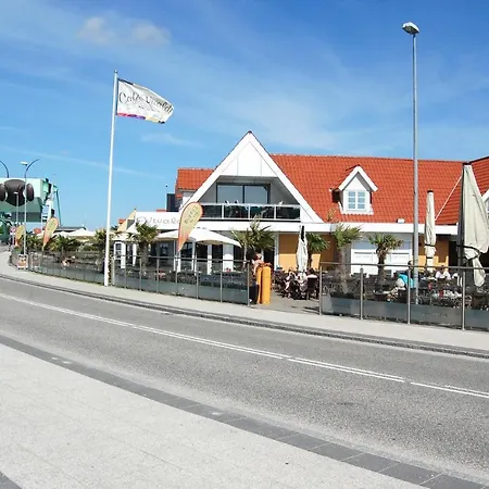 Three-Bedroom Apartment Karrebæksminde With Sea View 03 Karrebæksminde