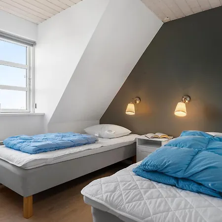 Appartement Three-Bedroom Apartment Karrebæksminde With Sea View 03 Karrebæksminde